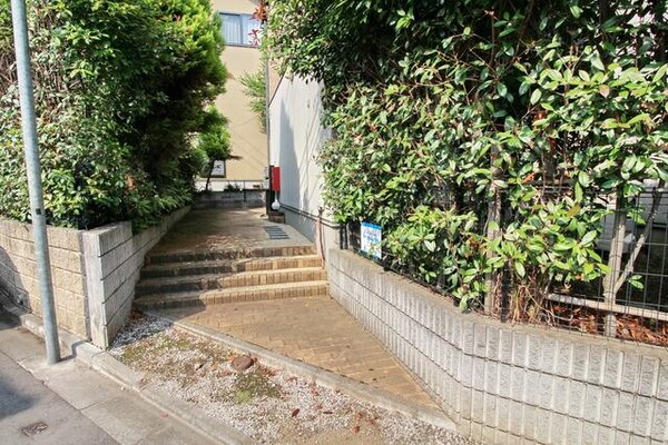 エントランス(エントランス)