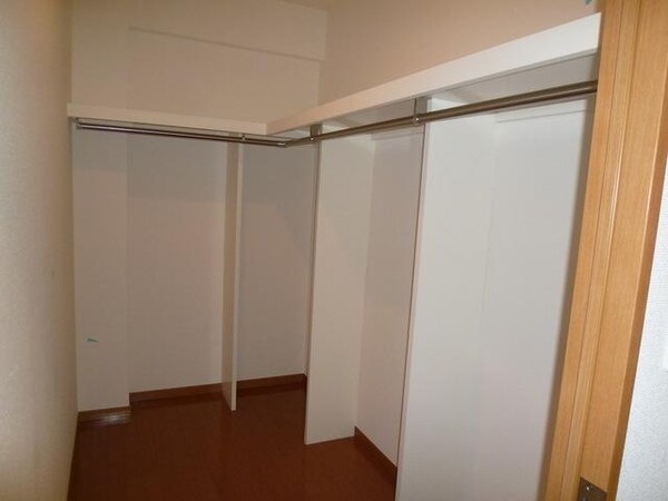 収納(★収納力のある、ウォークインクローゼットです★)