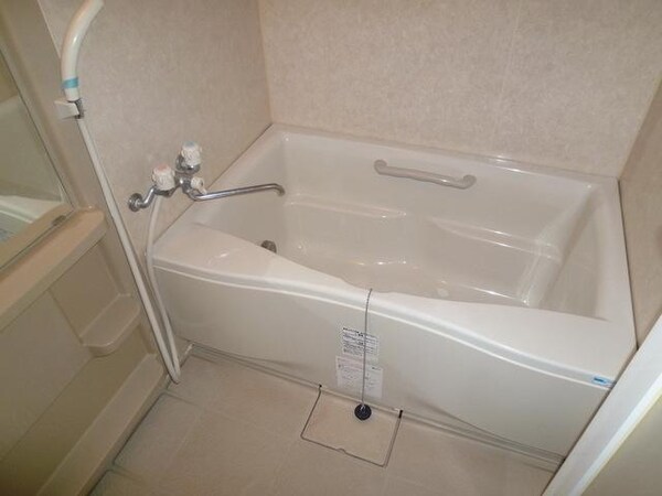 バス／シャワールーム等(★追い炊き機能付きの綺麗なお風呂です★)