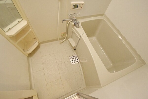 バス／シャワールーム等(★浴室乾燥機付きのきれいなバスルームです★)
