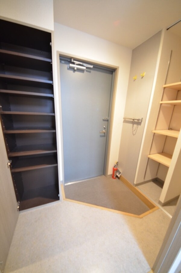 玄関(室内・室内設備)