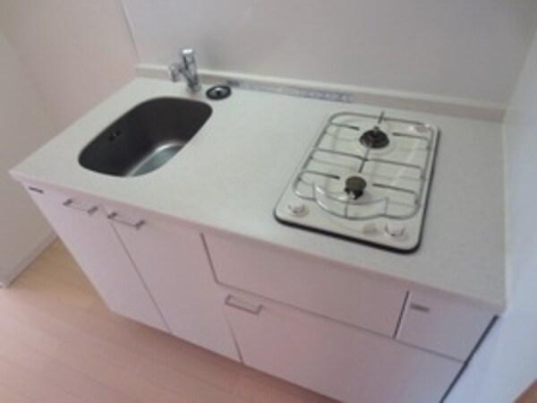 キッチン(別号室参照)