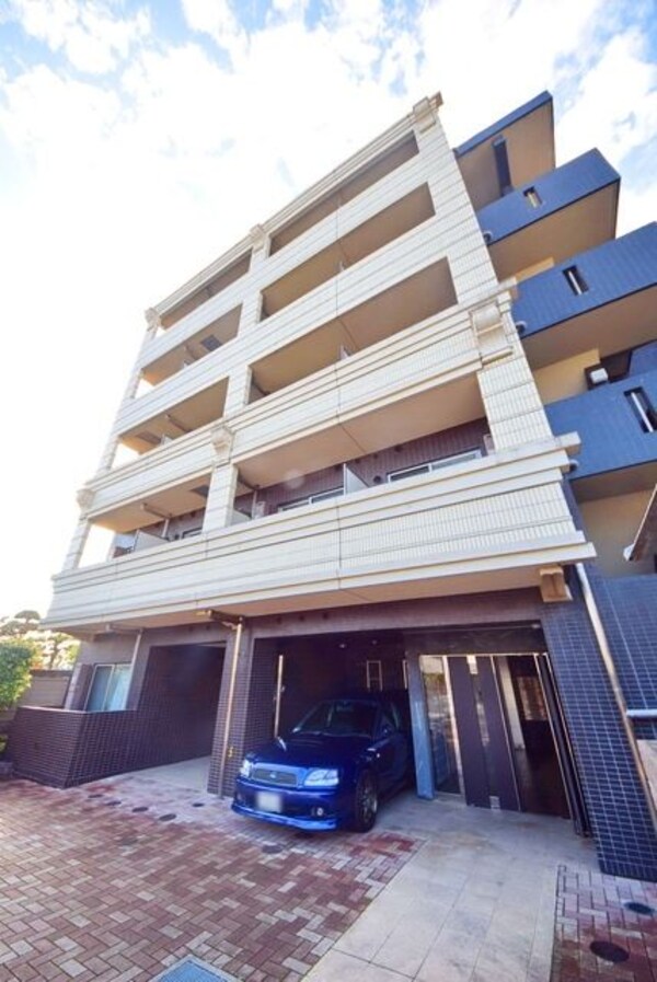 外観(タウンハウジング分倍河原店まで)