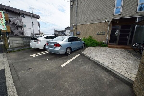 駐車場(★お部屋探しはタウンハウジング府中店まで★)