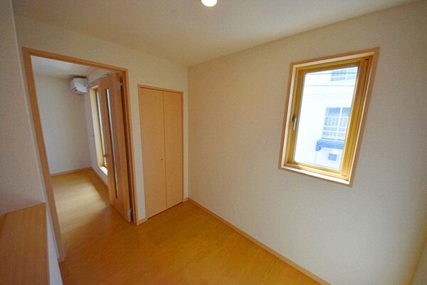 その他室内・内装(★階段上がった踊り場もスペースあります★)