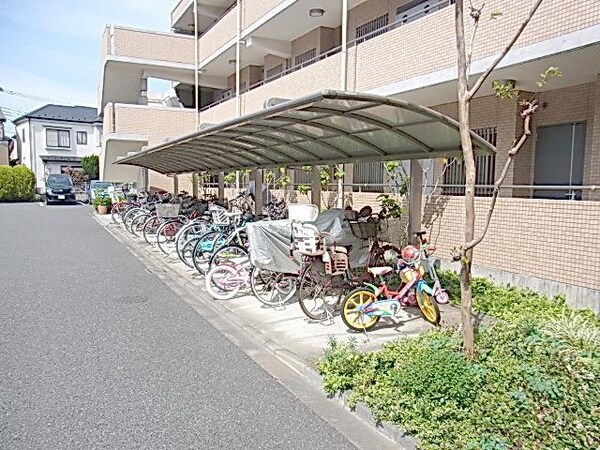 外観(★屋根付き駐輪場★)