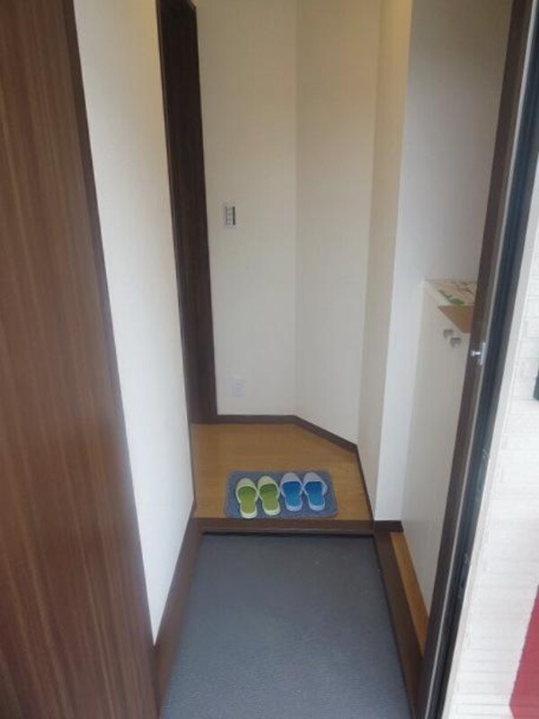 玄関(★お部屋探しはタウンハウジング高幡不動店まで★)