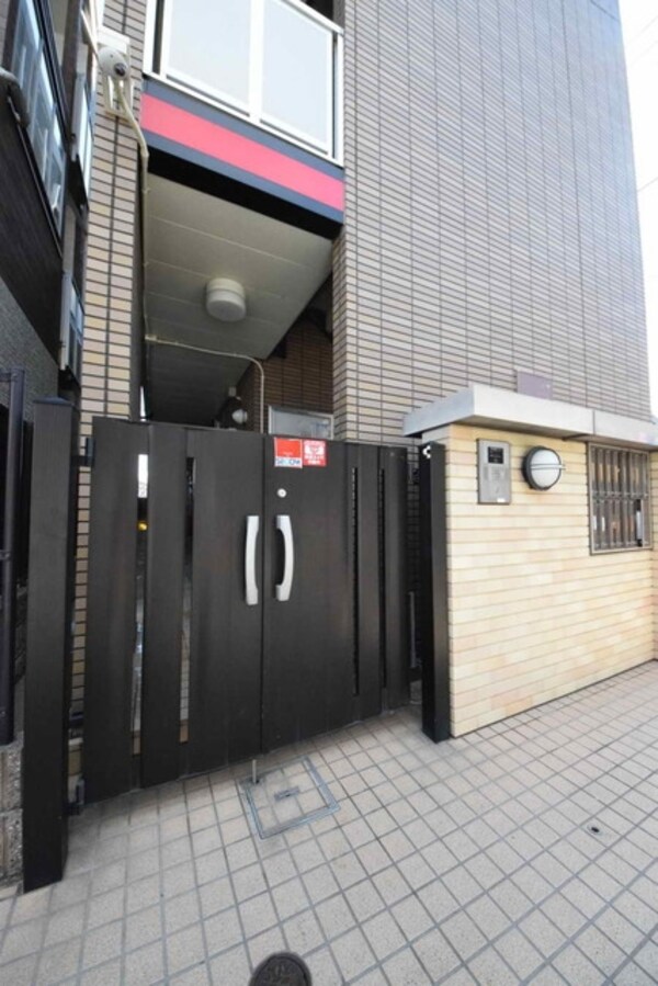 エントランス(外観・共用部分)