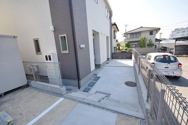 エントランス(★お部屋探しは株式会社タウンハウジング東京まで★)