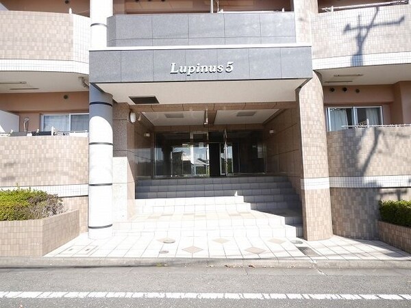 エントランス(★お部屋探しは株式会社タウンハウジング東京まで★)