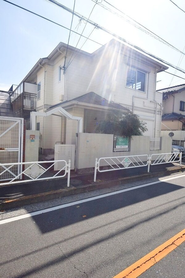 外観(駐車場)