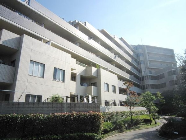 外観(★閑静な住宅街の分譲賃貸マンションです★)