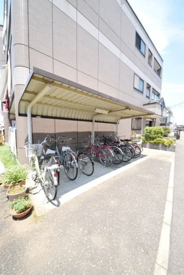 共有部分(タウンハウジング府中店まで)