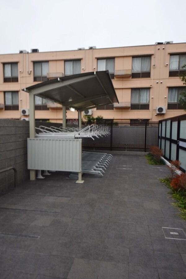 共有部分(★屋根付き駐輪場もございます★)