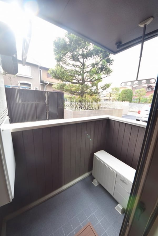 設備(★バルコニーです！屋根があります♪★)