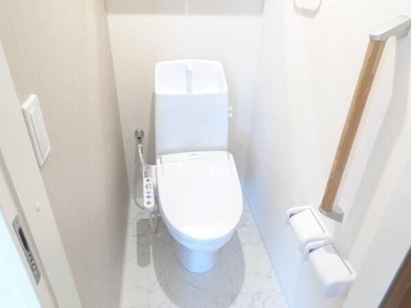 トイレ(★お部屋探しは株式会社タウンハウジング東京まで★)