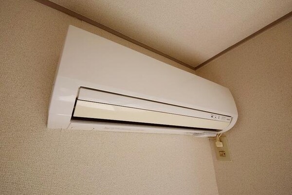 その他(★エアコンはもう必需品ですよね★)