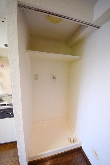 物件内観写真11　(★防水パン付きの洗濯機置き場★)