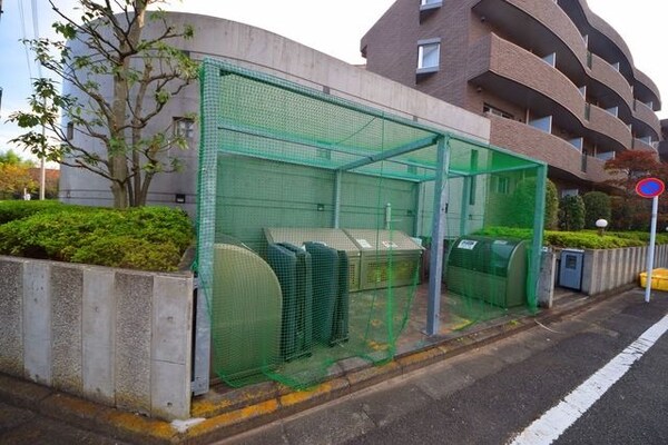 共有部分(タウンハウジング府中店まで)