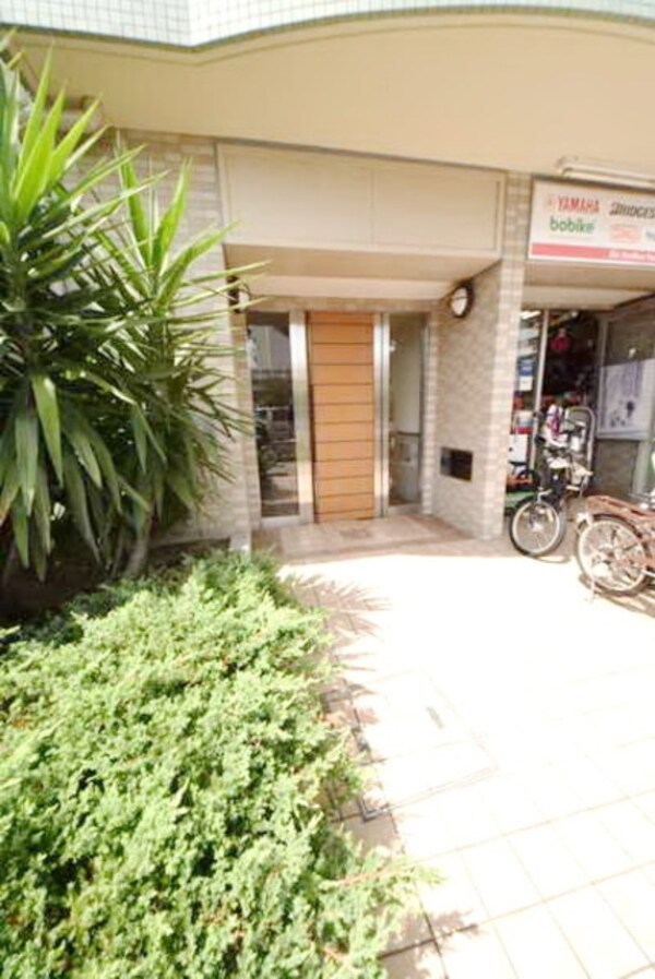 エントランス(外観.共用部分)
