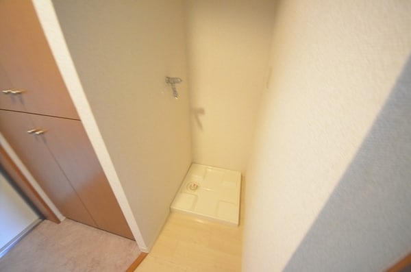 その他(屋内洗濯機置場)