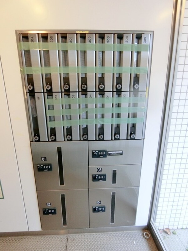共有部分(?メールＢＯＸ＆宅配ＢＯＸ?)