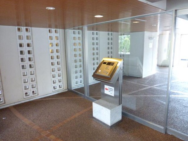 ロビー(別部屋参考写真)
