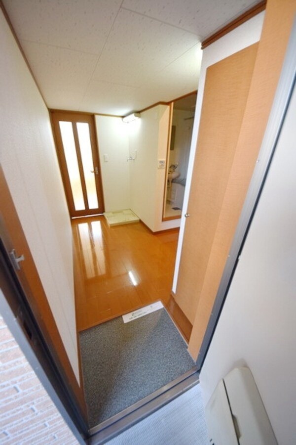 玄関(★お部屋探しはタウンハウジング高幡不動店まで★)