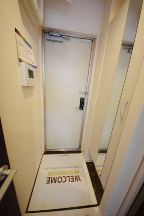 玄関(★お部屋探しは株式会社タウンハウジング東京まで★)