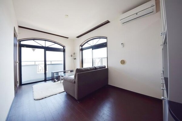 リビング・居室(広々使えるお部屋です)