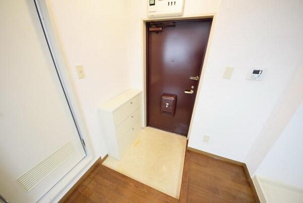 玄関(別部屋参考写真)