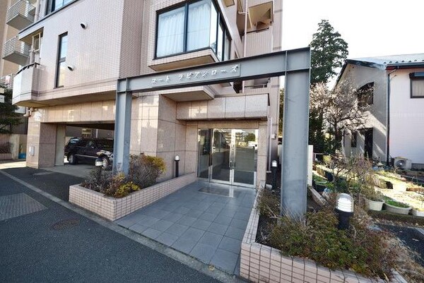 エントランス(お問い合わせはタウンハウジング府中店)