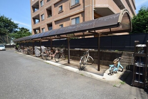 共有部分(★屋根つきの駐輪場です★)
