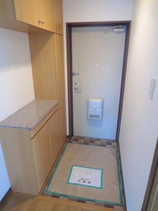 玄関(★お問い合わせはタウンハウジングまで★)