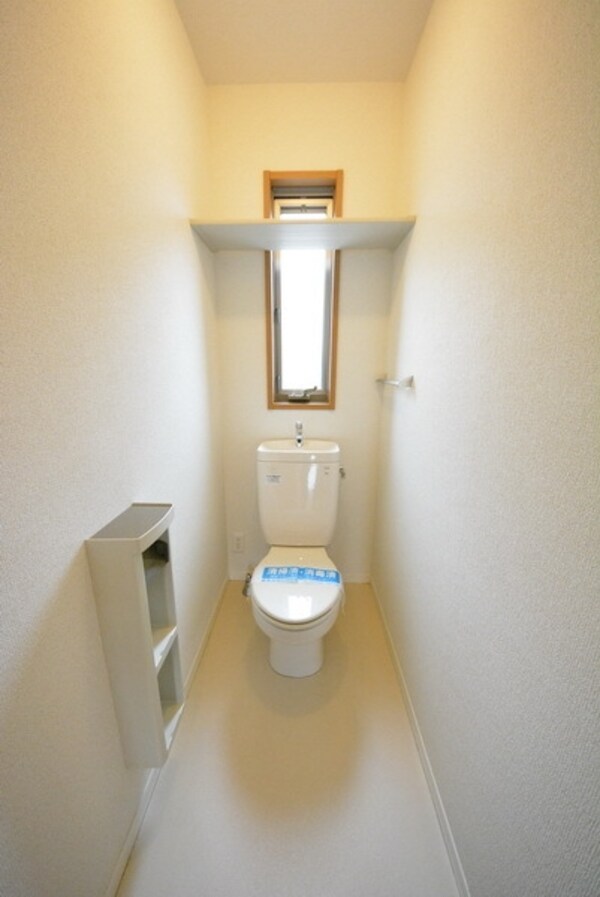 トイレ(別部屋参考写真)