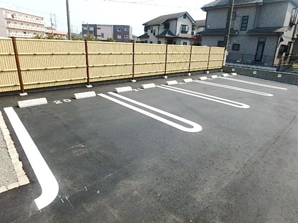 駐車場(★お部屋探しはタウンハウジング高幡不動店まで★)