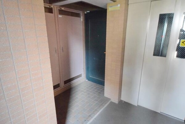 エントランス(★お部屋の入口です★)