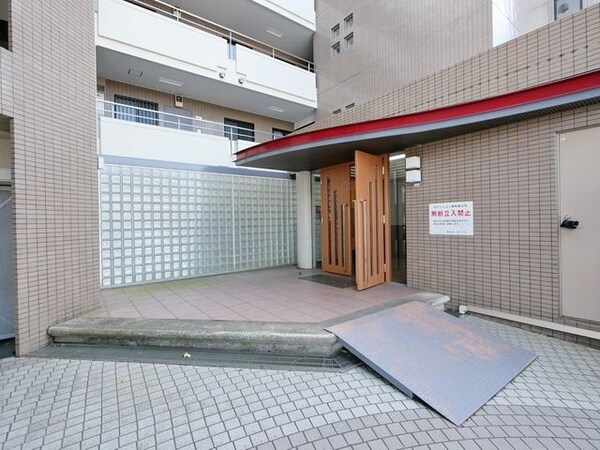 エントランス(★タウンハウジング稲田堤店までお問い合わせくださいませ★)