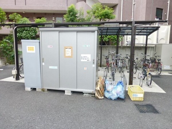 共有部分(★屋根付き駐輪場★ゴミＢＯＸ★)