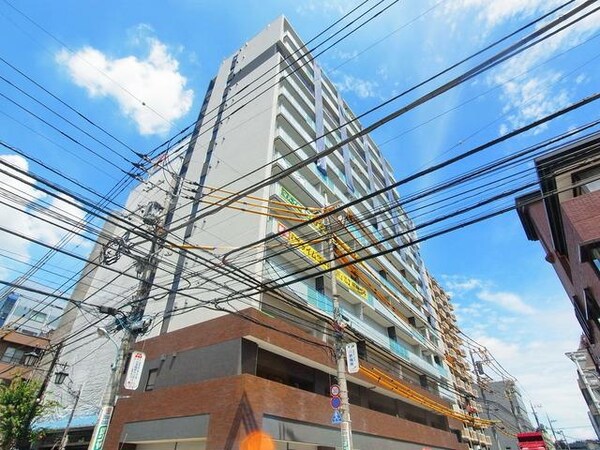外観(♪重厚感ある建物♪)