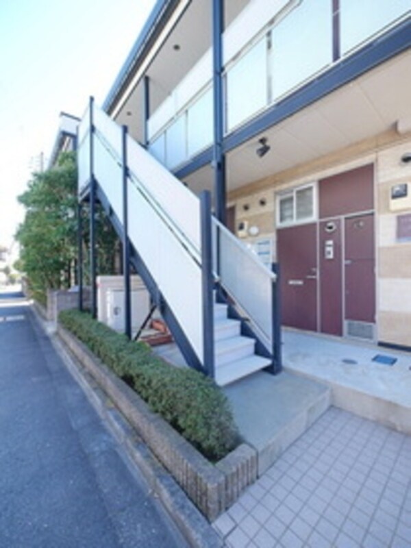 エントランス(★お問い合わせはタウンハウジング稲田堤店まで★)