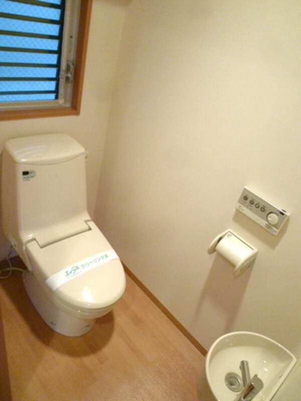 トイレ(別部屋参考写真)