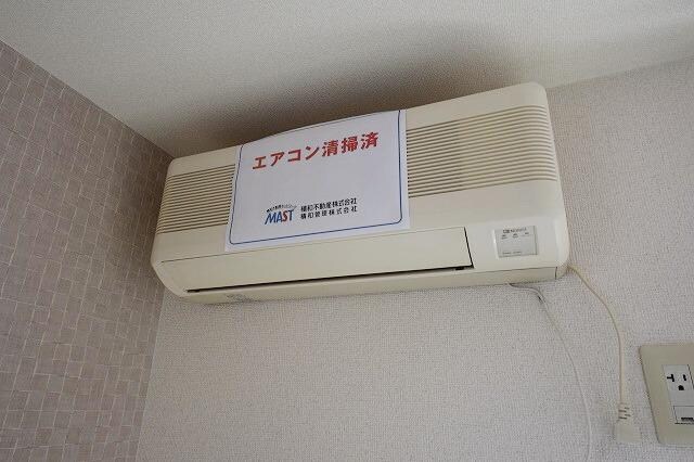 物件内観写真12　(★うれしいエアコン2基付き★)