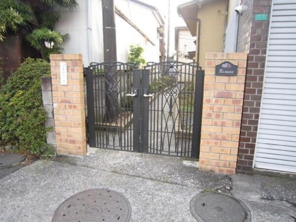 エントランス(★オシャレな入り口★)