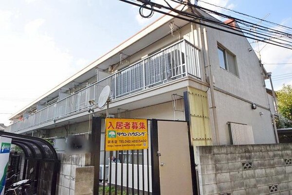 外観(★２階建ての鉄筋コンクリート造　★)
