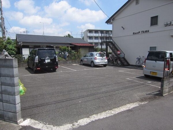 駐車場(★敷地内駐車場完備★)