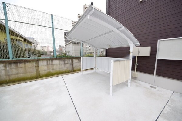 共有部分(★屋根つきの駐輪場です★)