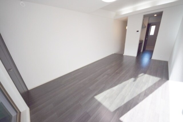 物件内観写真2　(★シックな雰囲気です★)