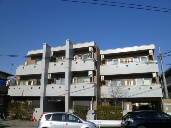 外観(★お洒落な外観・オートロック付です★)