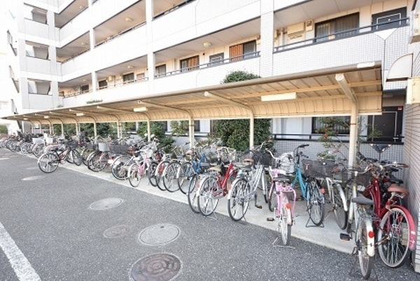 共有部分(★ルーフ付きの駐輪場です★)